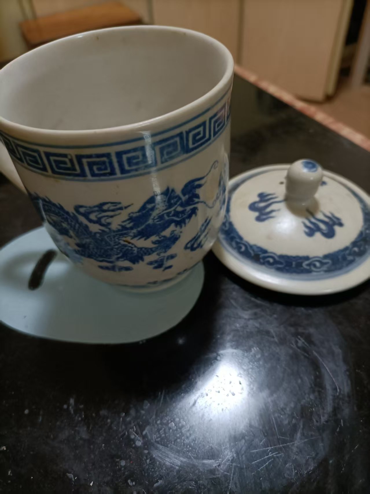 0702029张进福瓷器