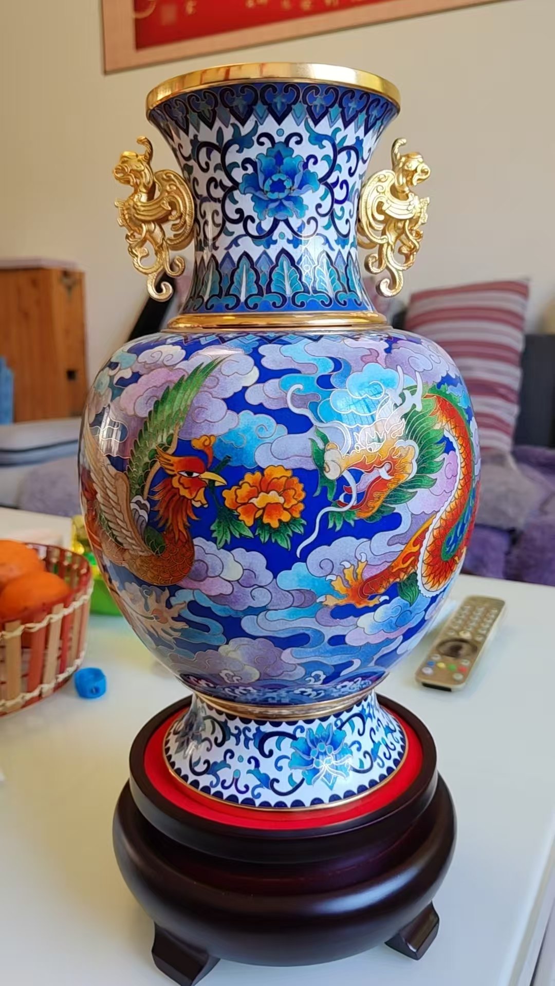 080144胡国芳双耳赏瓶